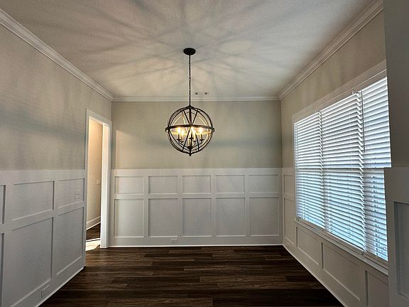 2nd image of 2996 Rosewood Drive