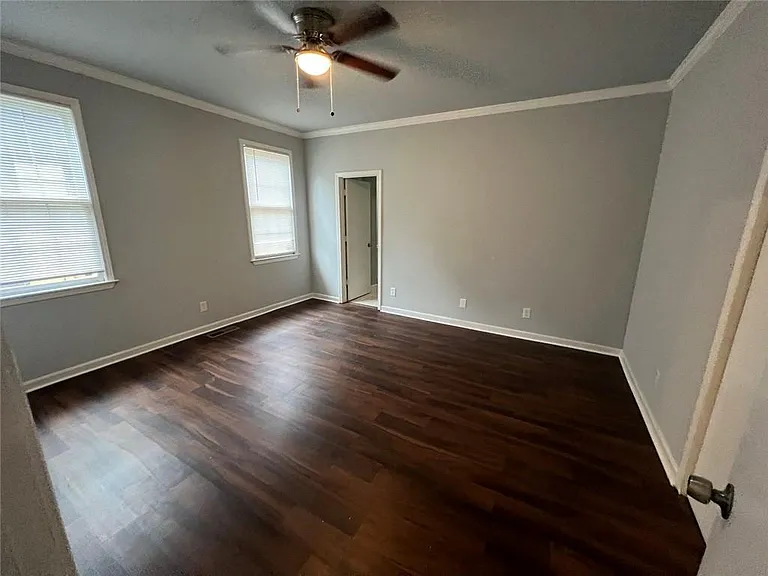 699 Smith St SW — Photo 11