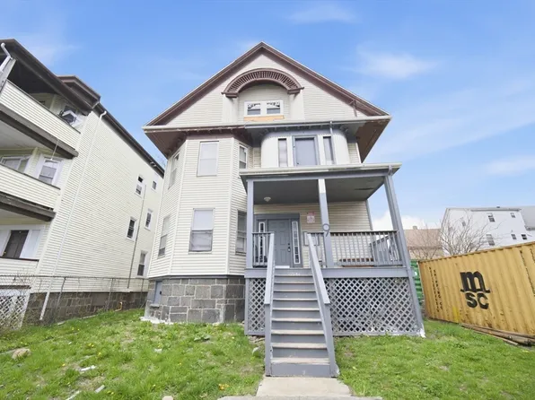 9 Helen St, Dorchester, MA 02124