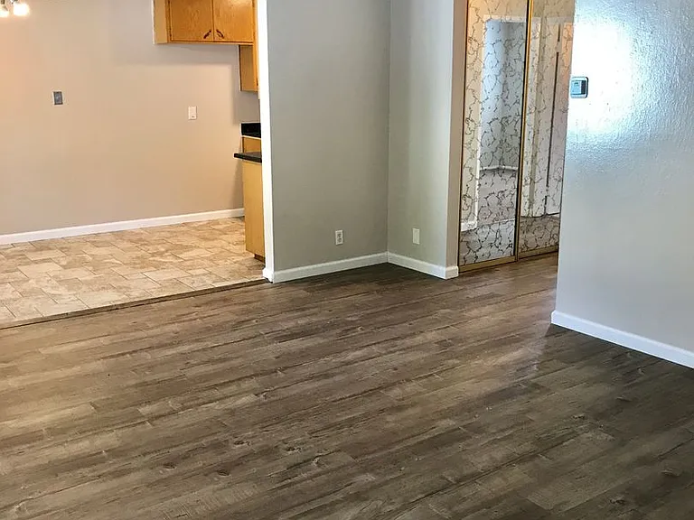 25546 Del Mar Ave — Photo 5