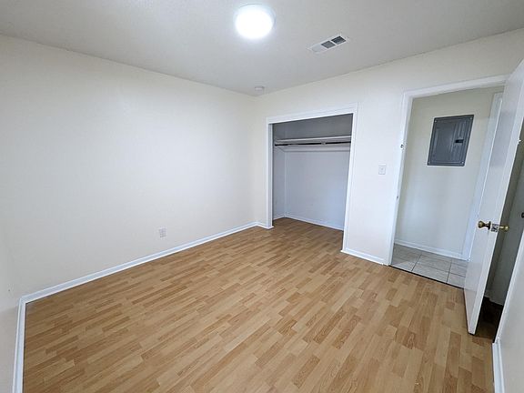 5th image of 3038 Donley St #3038