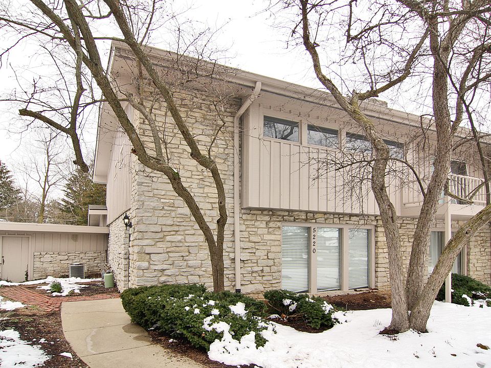 01 Front Exterior_04012013