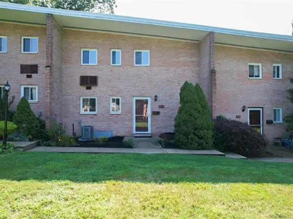 311 South Brooksvale Road #311, Cheshire, CT 06410