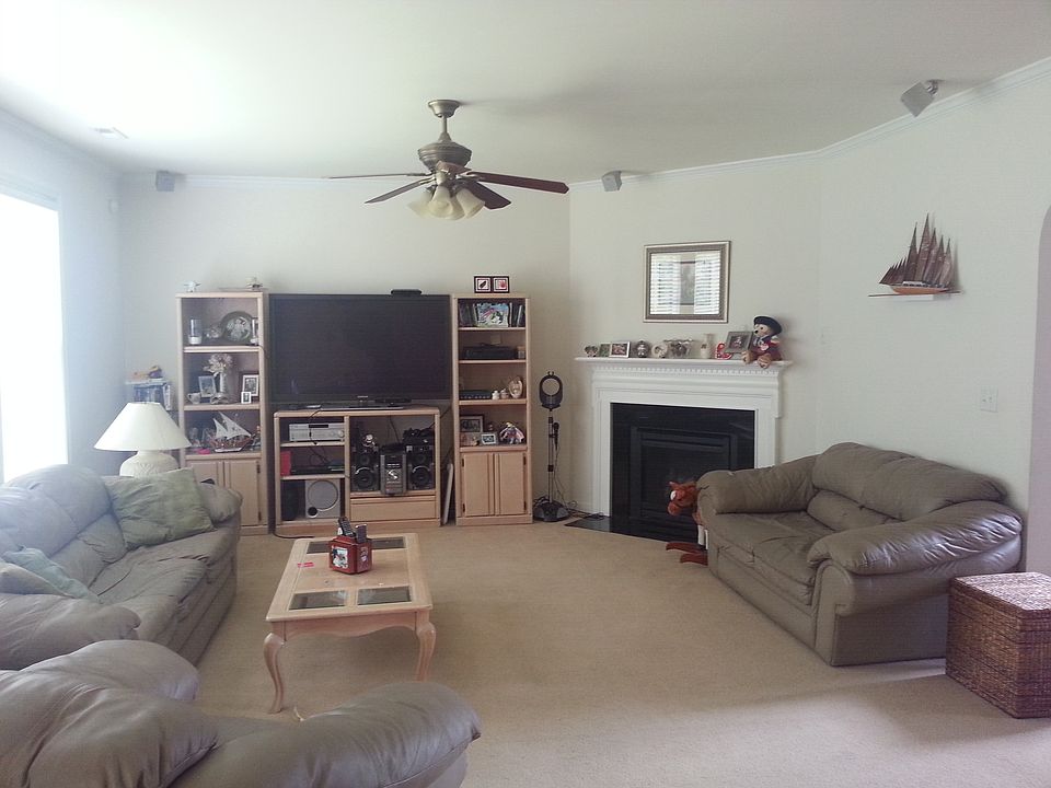 2nd image of 2513 Mario Ct