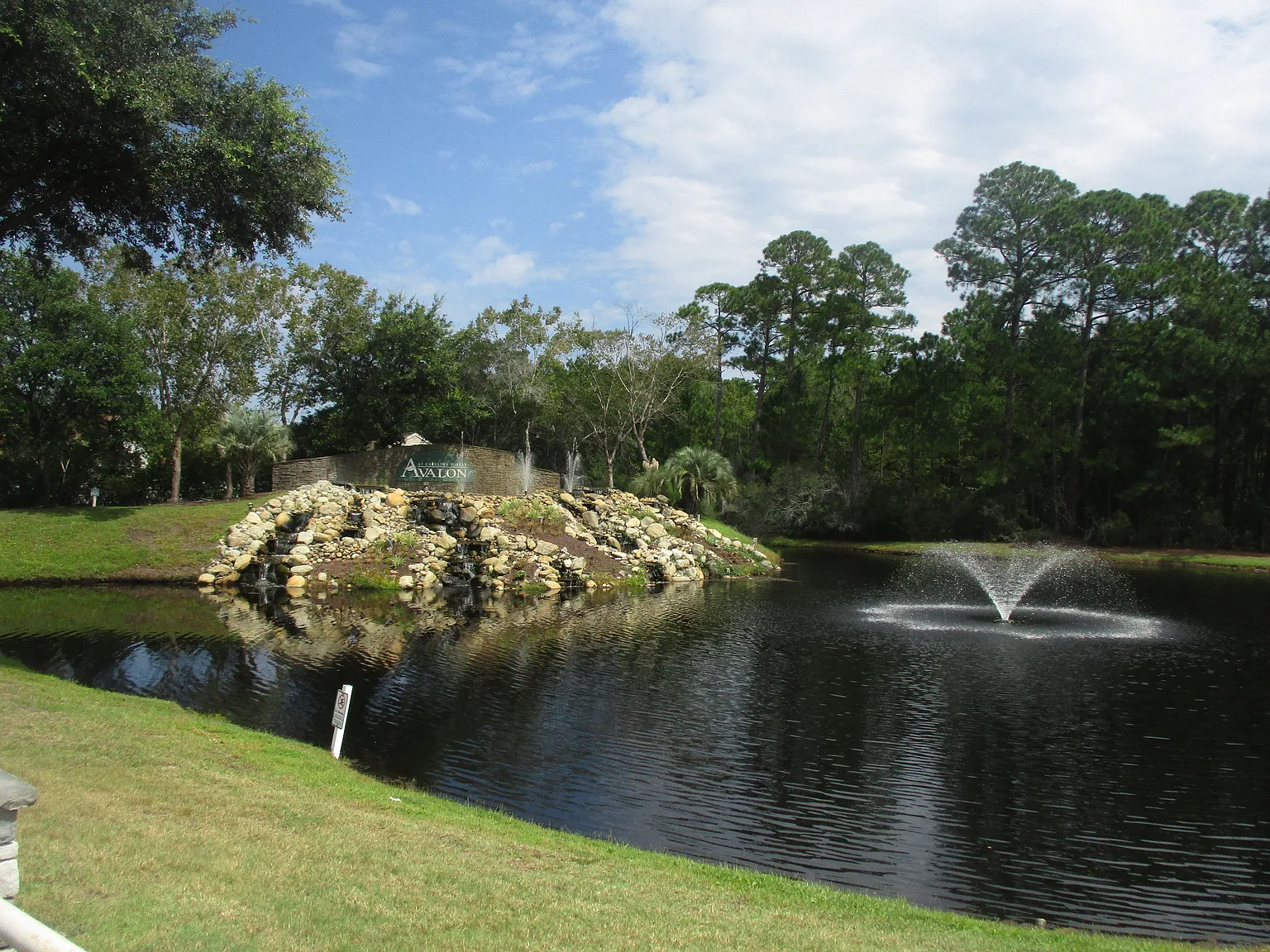 4 bed, 2200 sqft, $2,300 — Photo 3