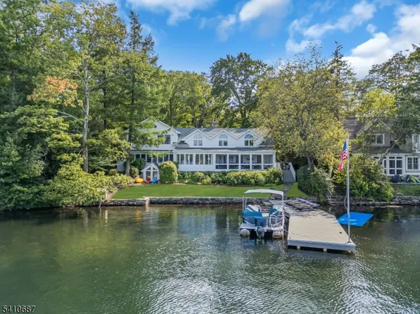 134 Lake End Rd, Rockaway Twp., NJ 07435