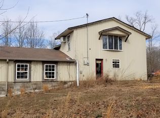 810 County Line Rd, Centerville, TN 37033