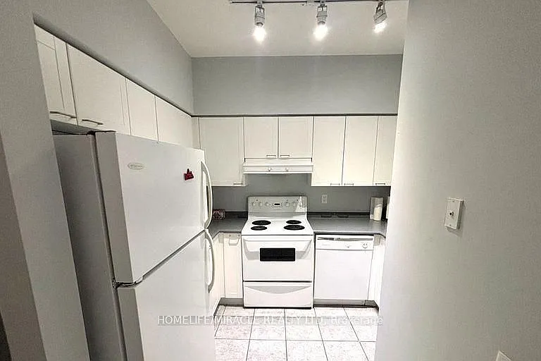 115 Richmond St E #605 — Photo 6