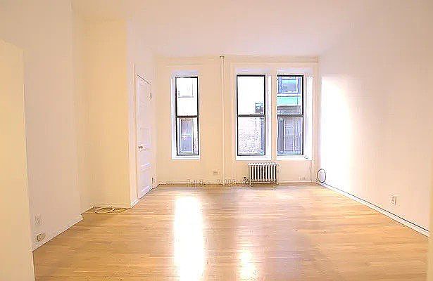 1st image of 856 W End Ave APT 2B