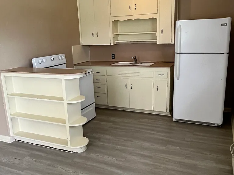 7118 Cedar Cove Rd #2 — Photo 3