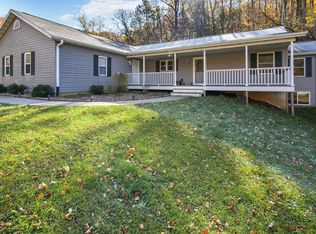 N5144 Green Coulee Rd, Onalaska, WI 54650