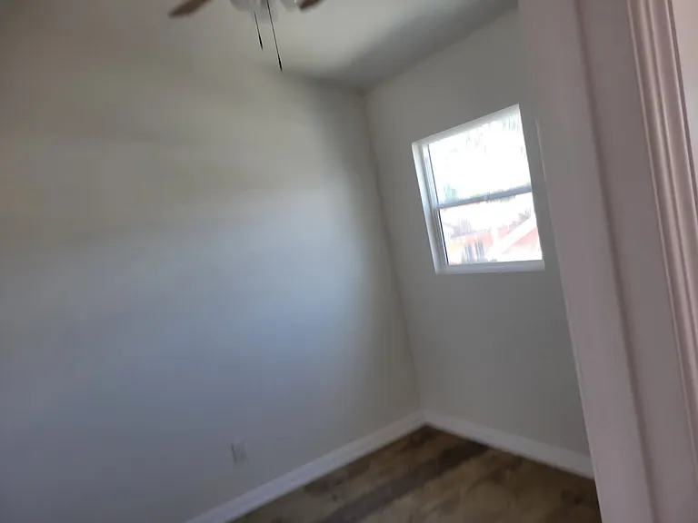 1256 Rolland Curtis Pl #1/2 — Photo 5