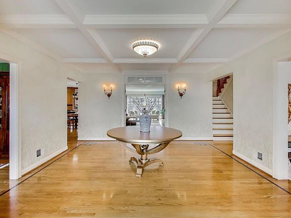 3rd image of 1135 Buttonwood Ln