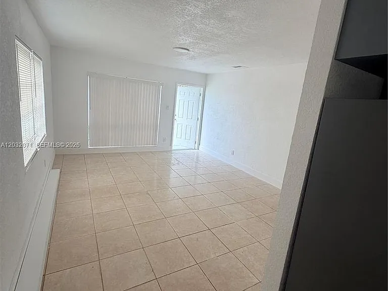 753 SW 3rd Pl #753 — Photo 4