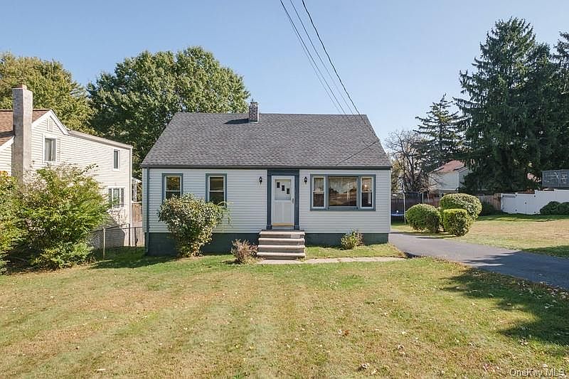 1st image of 407 Cedar Ave