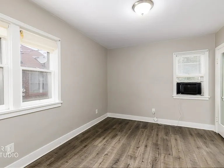 806 23rd St #WEST — Photo 7