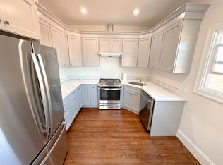 815 Macarthur Blvd, Oakland, CA 94610