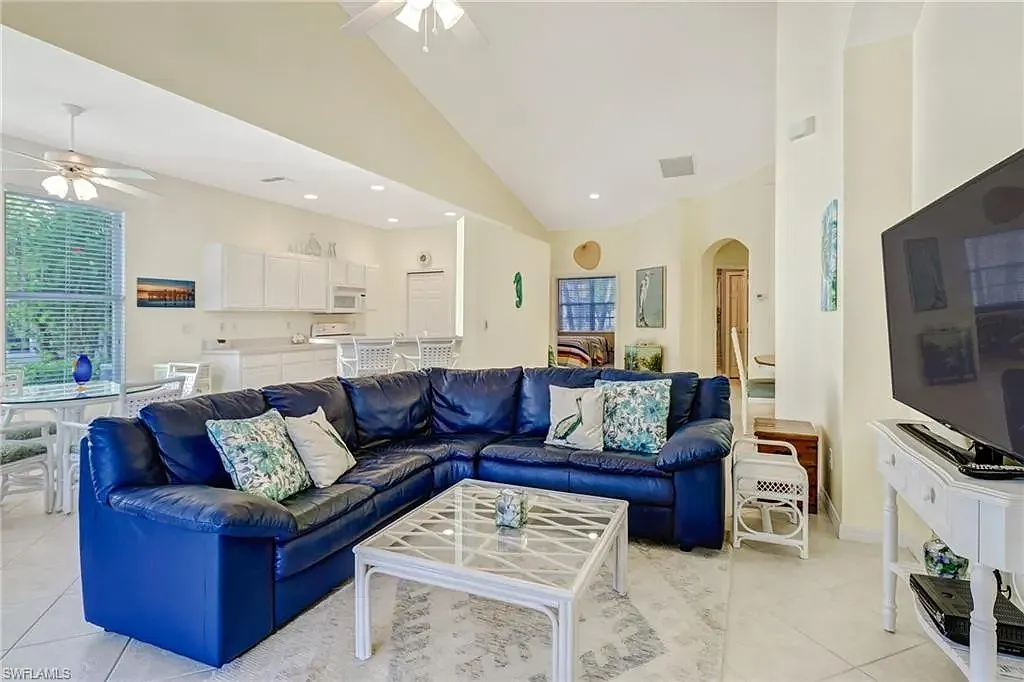 2 bed, 1670 sqft, $3,500 — Photo 3