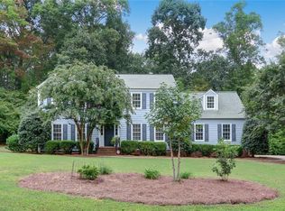 5005 Rambling Rd, Greensboro, NC 27409