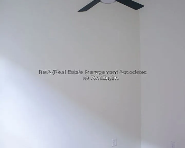 4 Zebulon St #2C — Photo 11