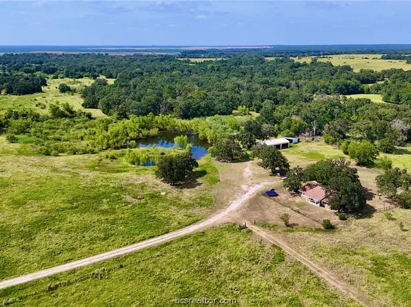 12300 Willow Creek Rd, Franklin, TX 77856