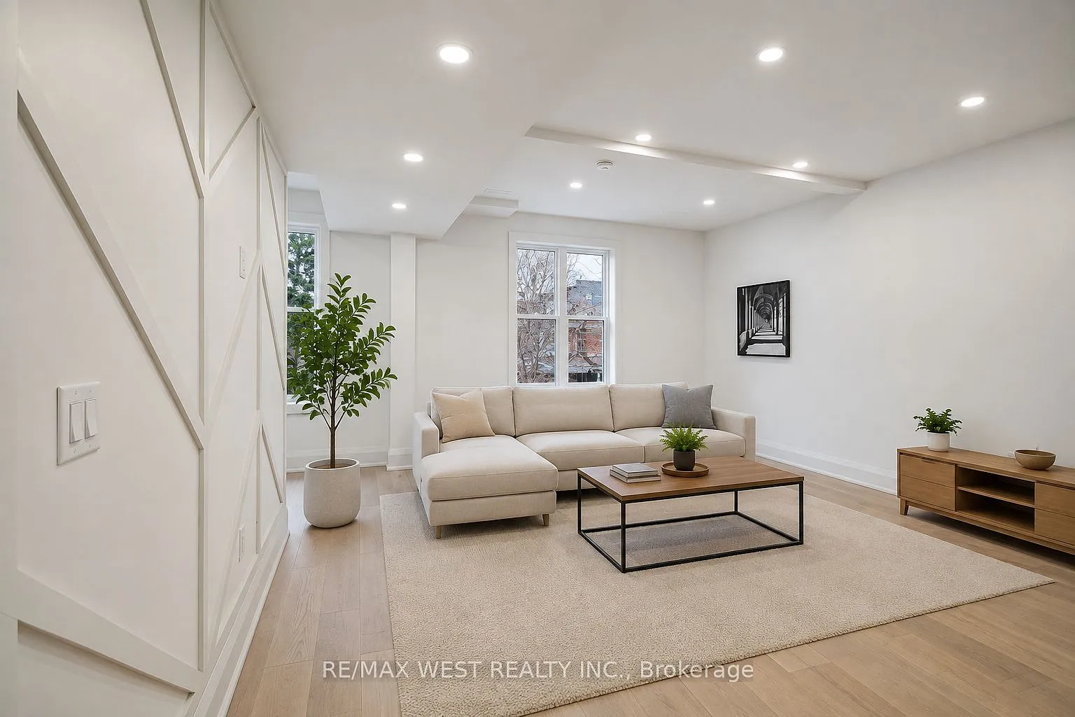 5 bed, $3,995 — Photo 3