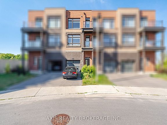 2nd image of 250 Dalhousie St