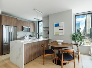 311 11th Ave APT 2418, New York, NY 10001
