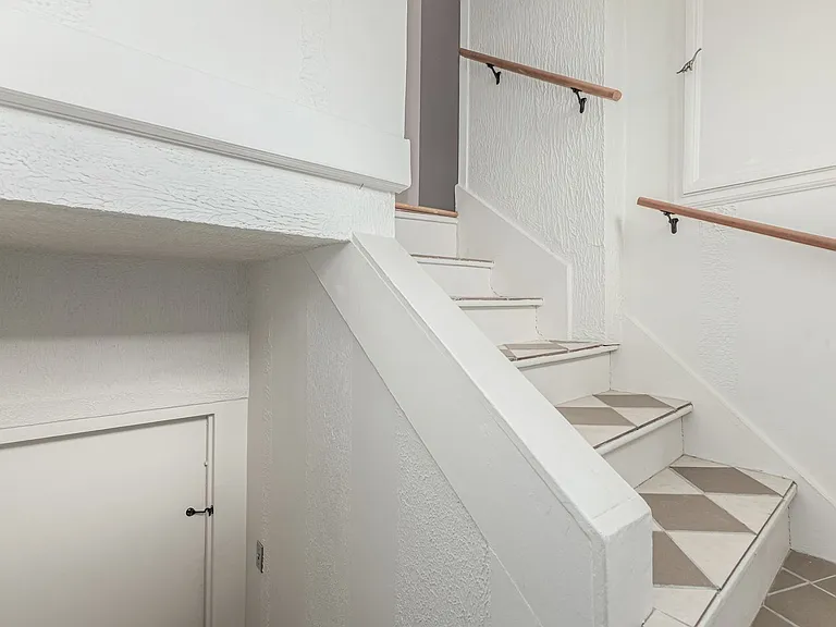 1130 N Lafayette St #5 — Photo 16