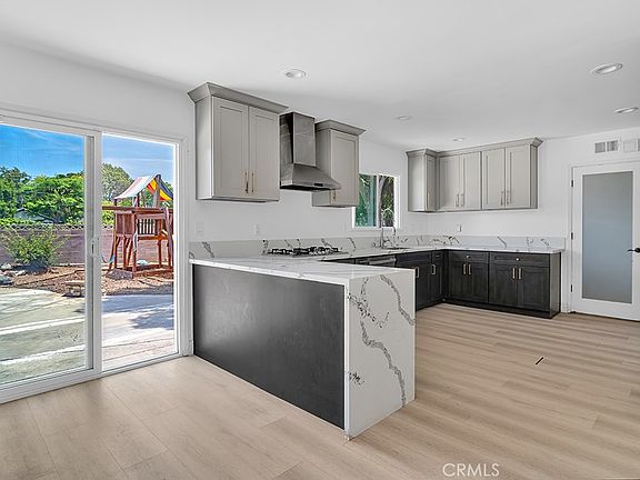 4th image of 7812 Fairchild Ave