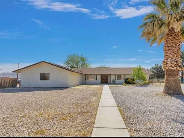 14829 Navajo Rd, Apple Valley, CA 92307