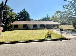 1303 Van Buren Ave, Tupelo, MS 38801