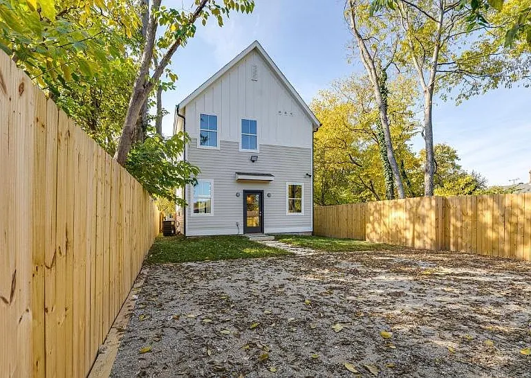103 Lewis St — Photo 21
