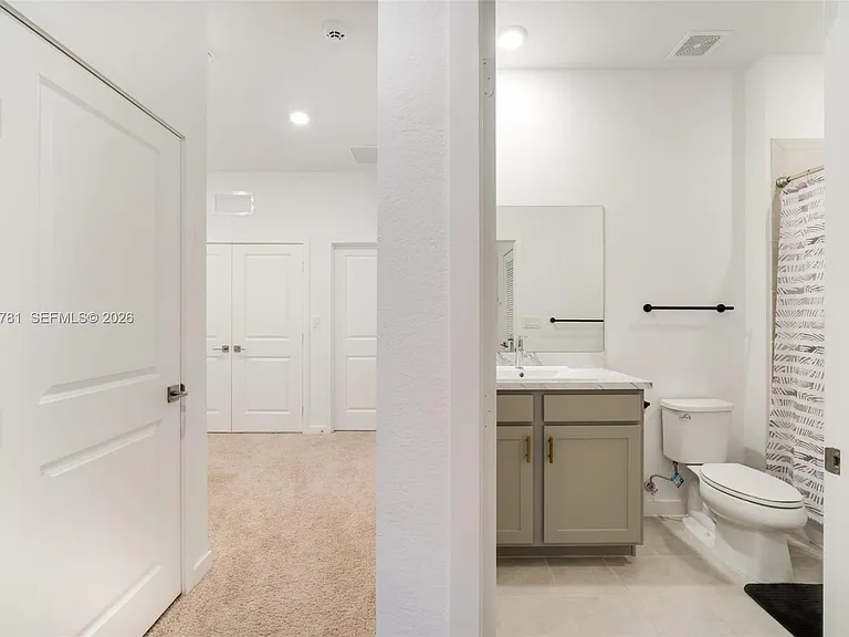 1181 SW 7th Ct #1181 — Photo 14