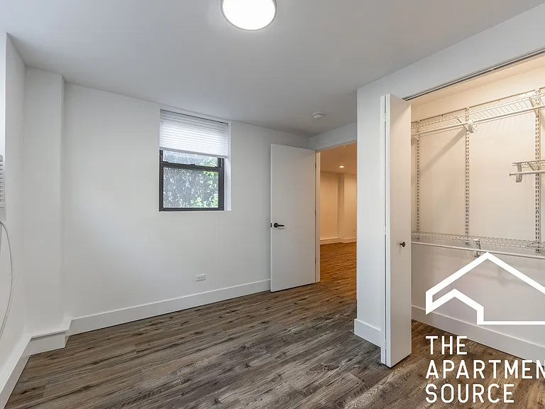 941 W Carmen Ave #1 — Photo 10