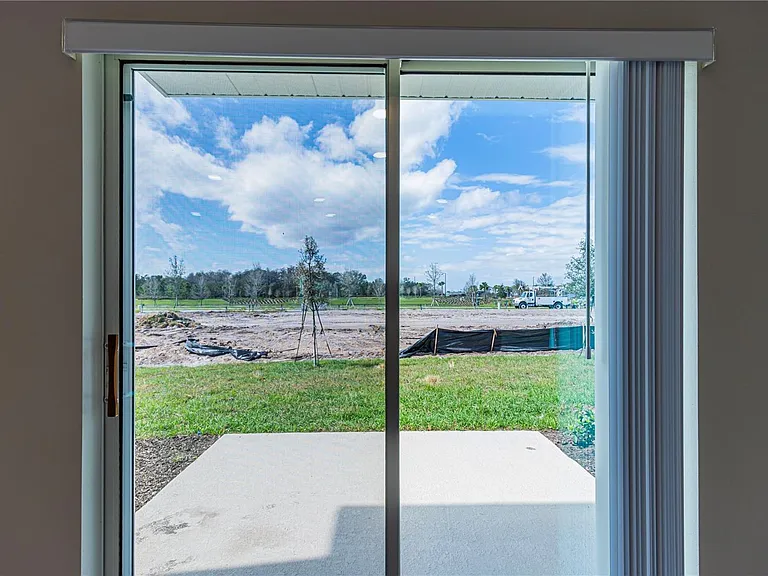 5060 Rain Shadow Dr — Photo 36
