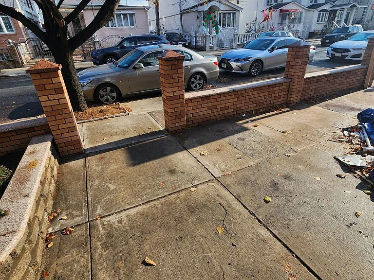 Main St — Photo 2