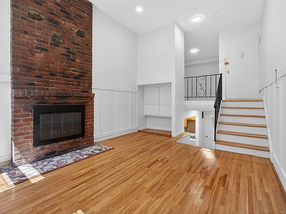 4th image of 444 W 46th St APT C