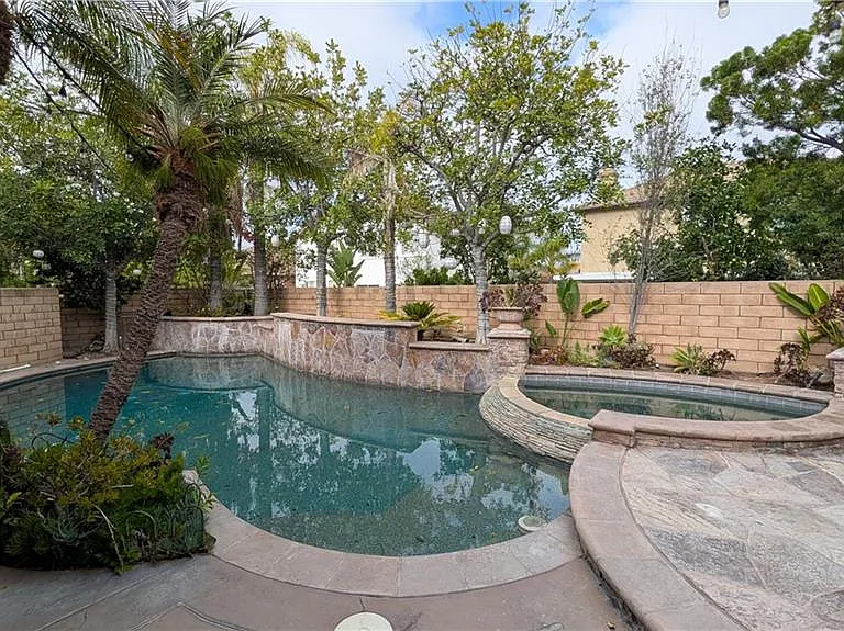 996 N Antonio Cir — Photo 16