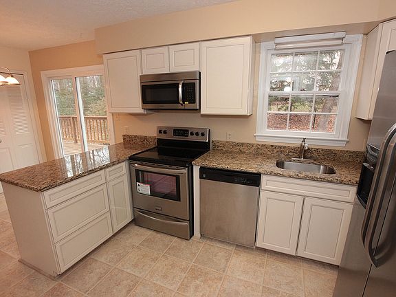 5th image of 12105 Westwood Hills Dr