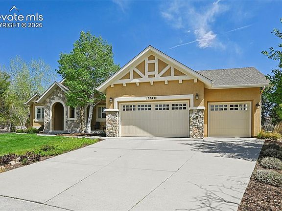 3rd image of 3020 Hollycrest Dr
