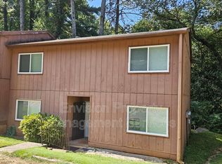 966 Pine Hollow Rd, Austell, GA 30168