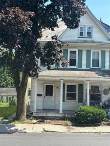 736 George St, Pen Argyl, PA, 18072