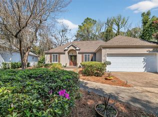 214 W Davis Cup Ct, Saint Simons Island, GA 31522