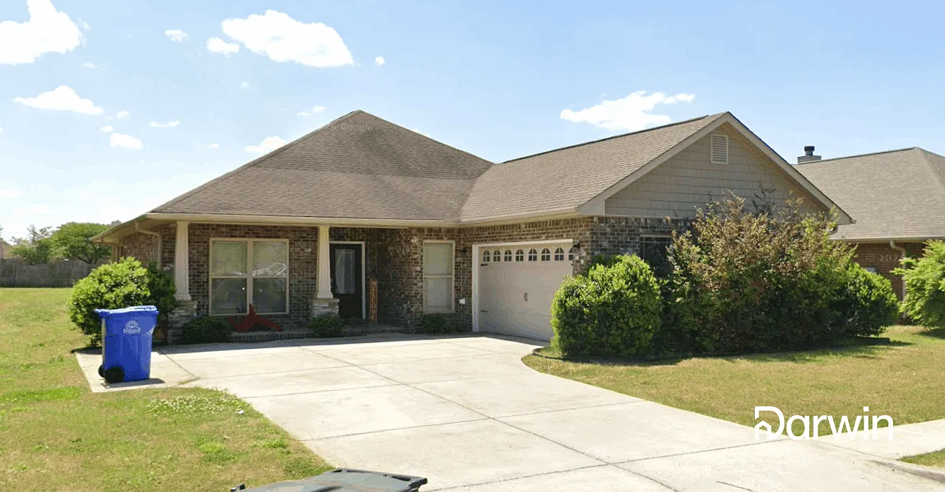 4 bed, 2.0 bath, 2213 sqft, $1,975 — Photo 1