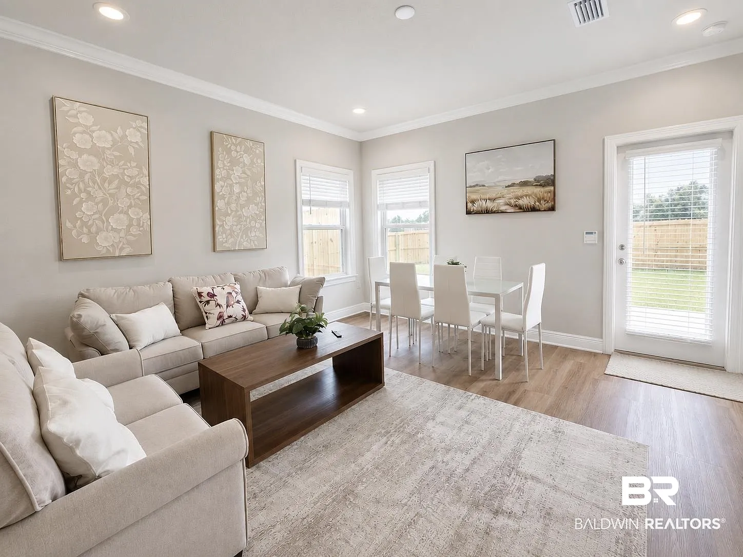 4 bed, 2.0 bath, 1417 sqft, $3,500 — Photo 3
