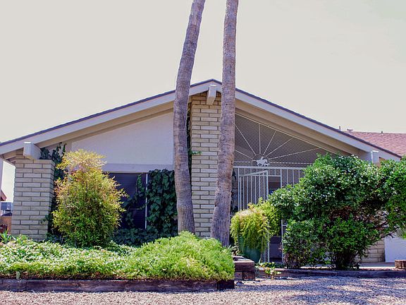 2nd image of 5141 W Dahlia Dr