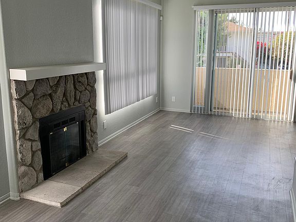 Living Room & Fireplace