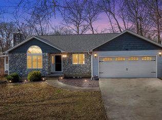 45 Wedgewood Dr, Troy, MO 63379