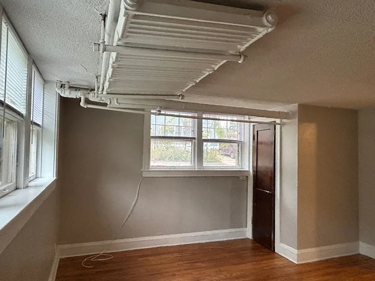 1670 Marshall Ave — Photo 3